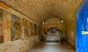 Loseto, la chiesa del Santissimo Salvatore: antica, completamente affrescata, ma poco valorizzata